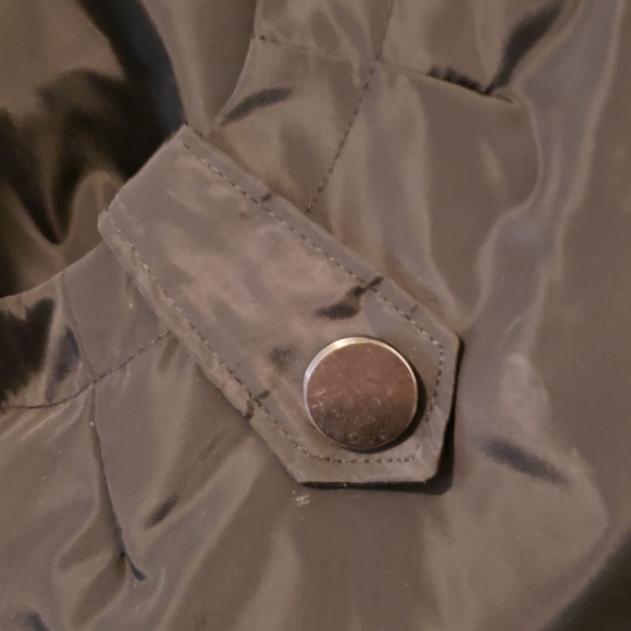 Valuker Down Coat with Fur Hood - Picture 6 of 7